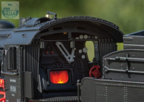 TRIX 25019 Gőzmozdony 'Saxon Pride' 